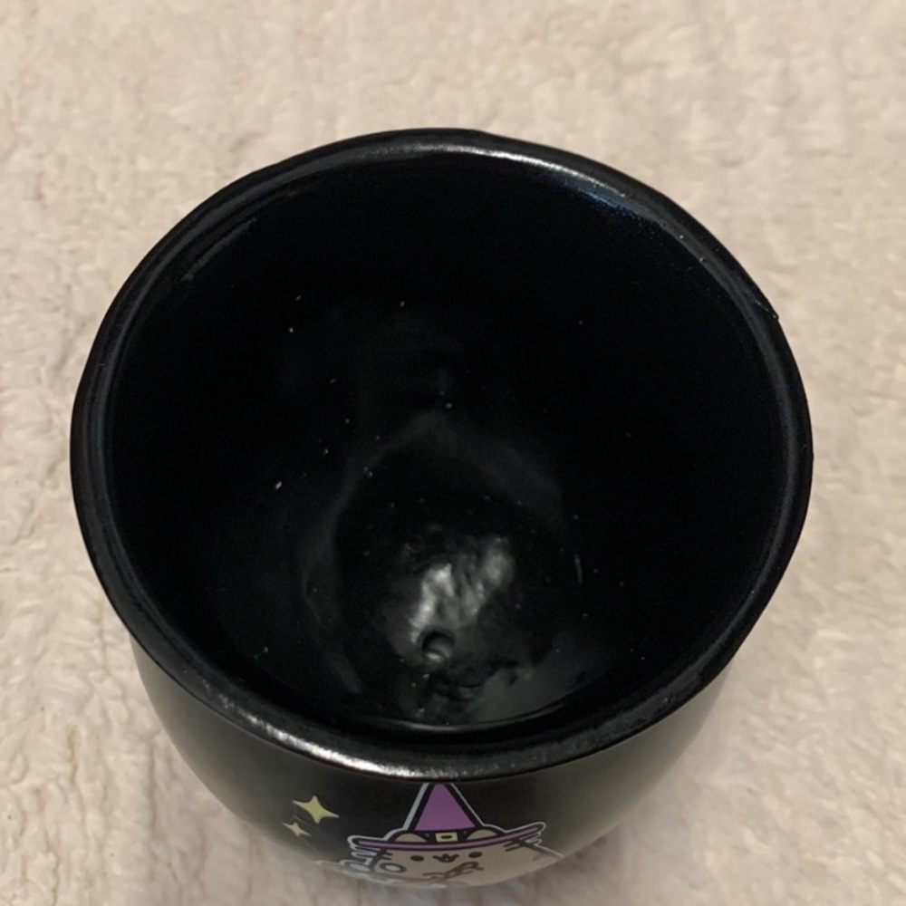 Exclusive Pusheen Halloween Bundle Cauldron Planter, Led Candle, And Decals View 3